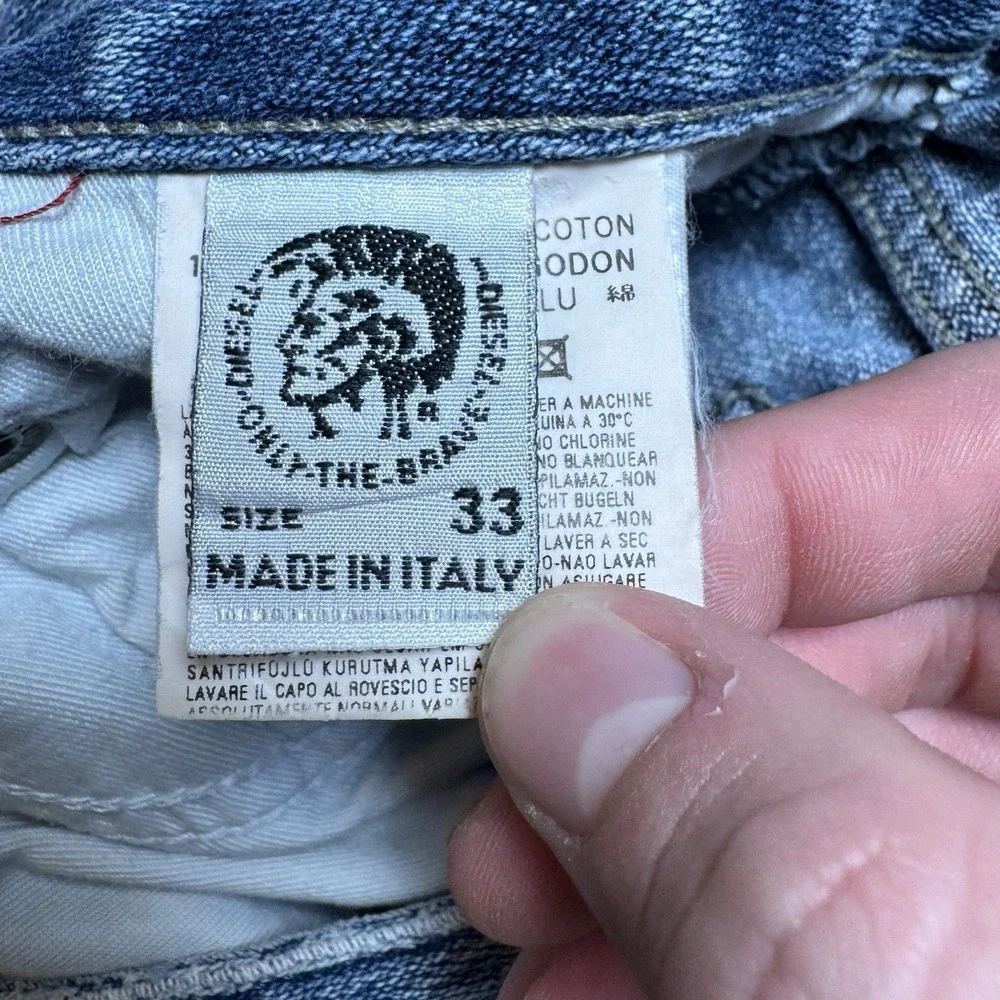 Diesel Rabox Jeans Men 33x28 Light Blue Straight Leg Distressed Made in Italy
